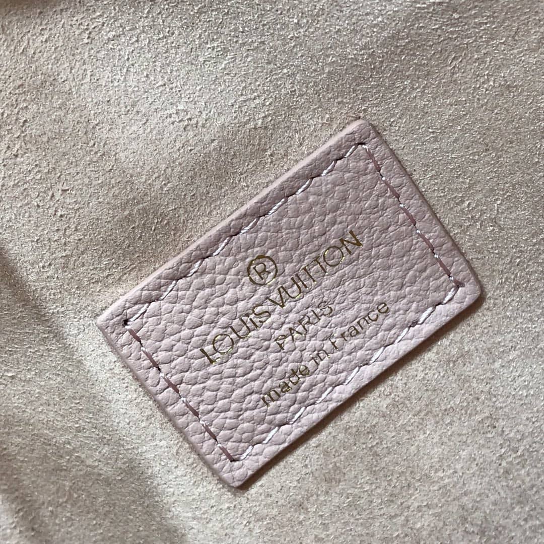 L0vis Vvtt0n Monogram Canvas Victoire Chain Bag Replica Pink M41731