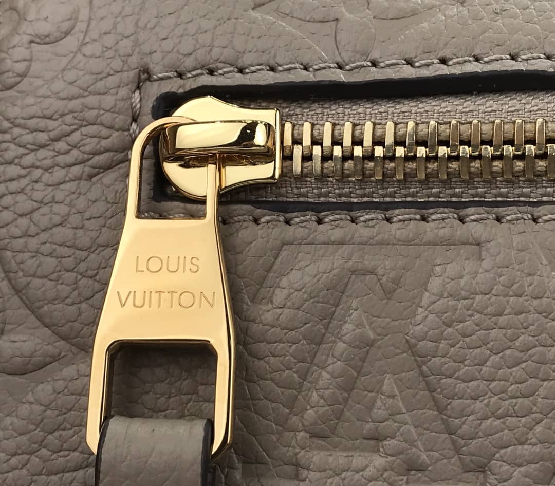 L0vis Vvtt0n Pochette Metis Marine Leather Beige M44071 Replica Shoulder Bag