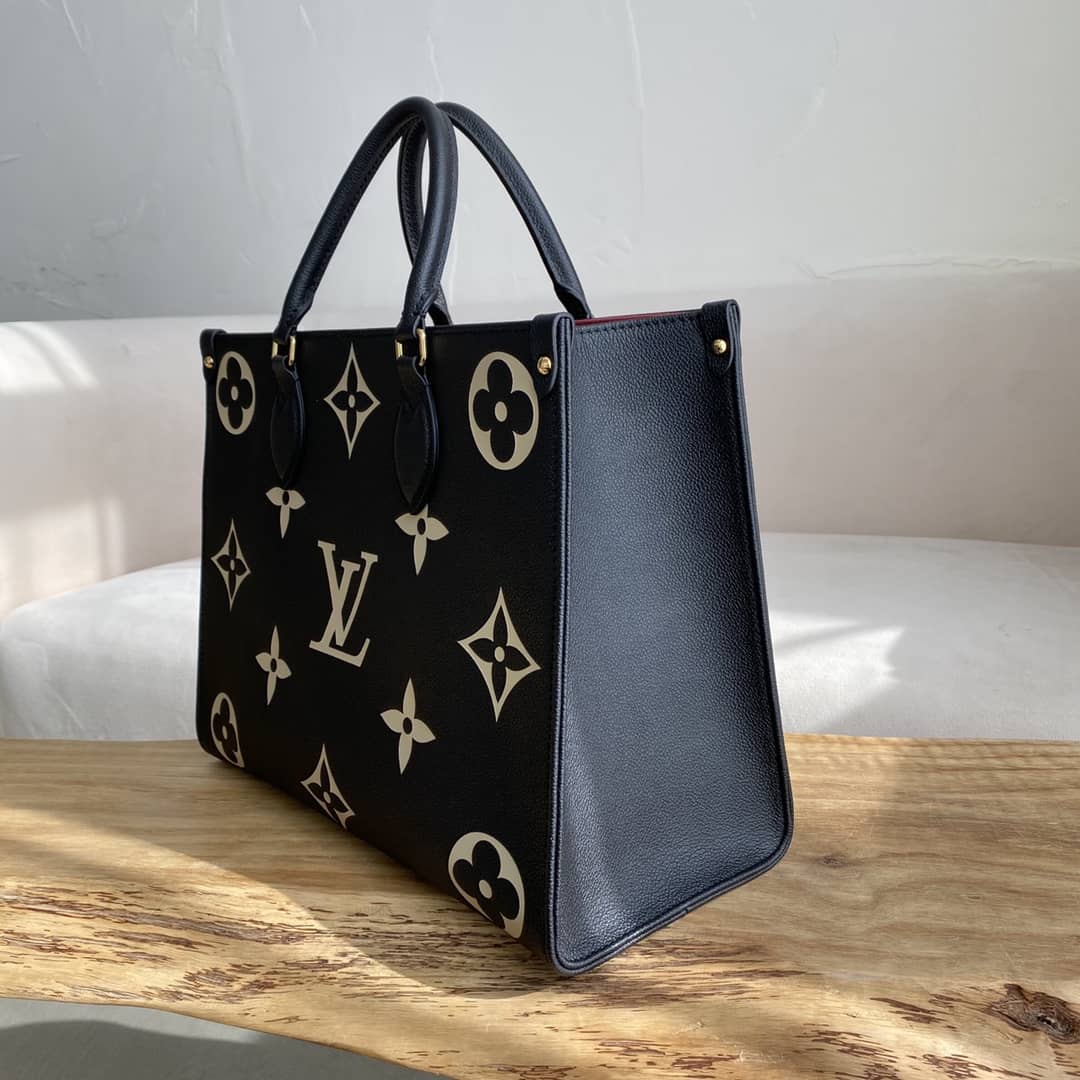 L0vis Vvtt0n Empreinte OnTheGo MM Bag Replica Black M45495