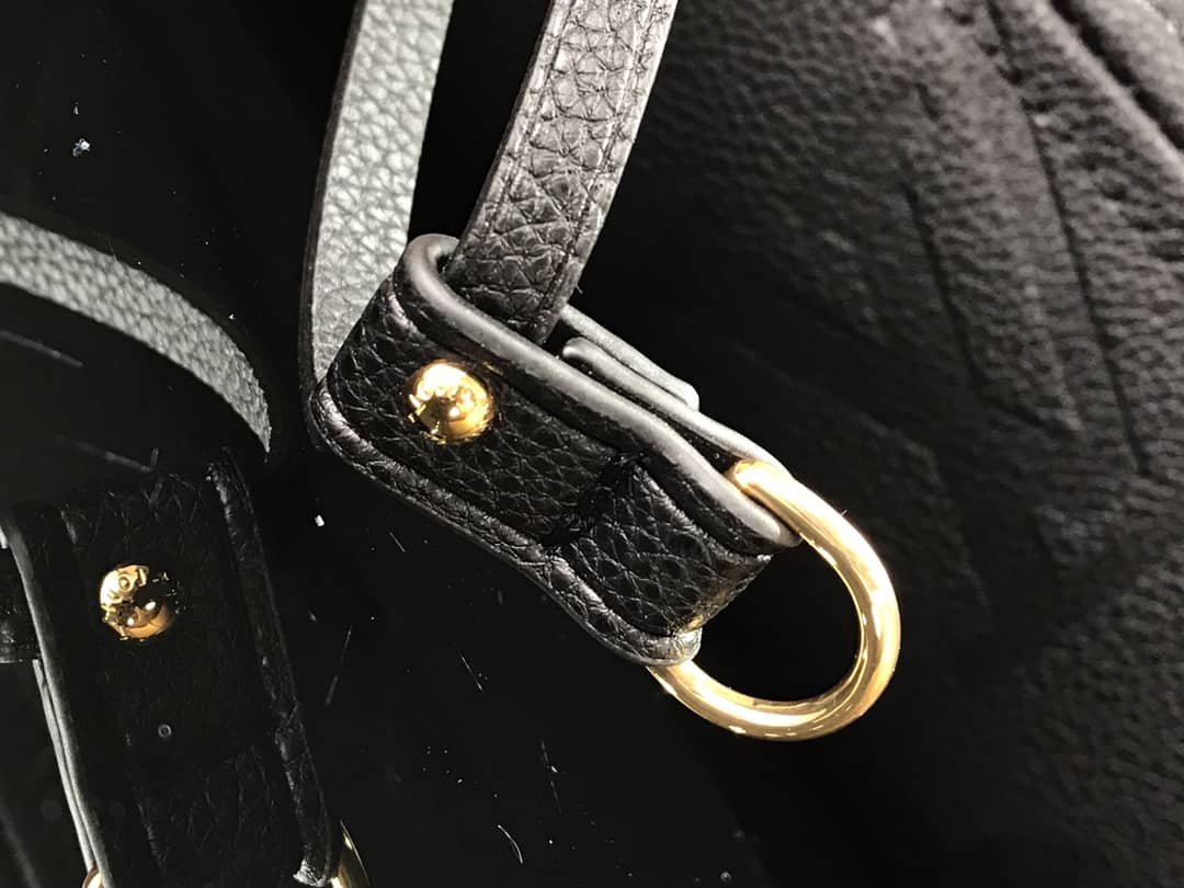 L0vis Vvtt0n Neverfull MM Monogram Empreinte Tourterelle Bag Replica Black M45686