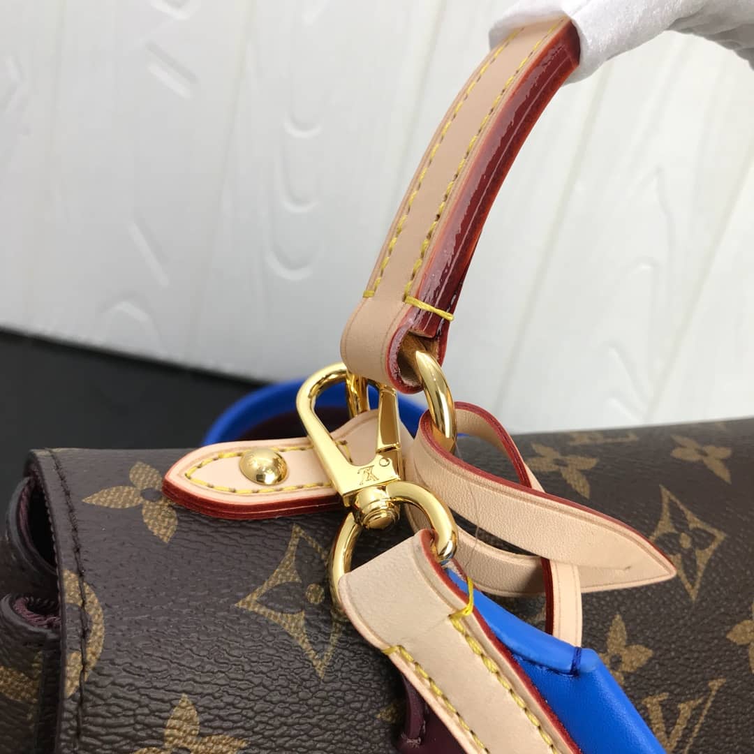 L0vis Vvtt0n Cluny BB Monogram Canvas Shoulder Handbag Replica Purple M42738
