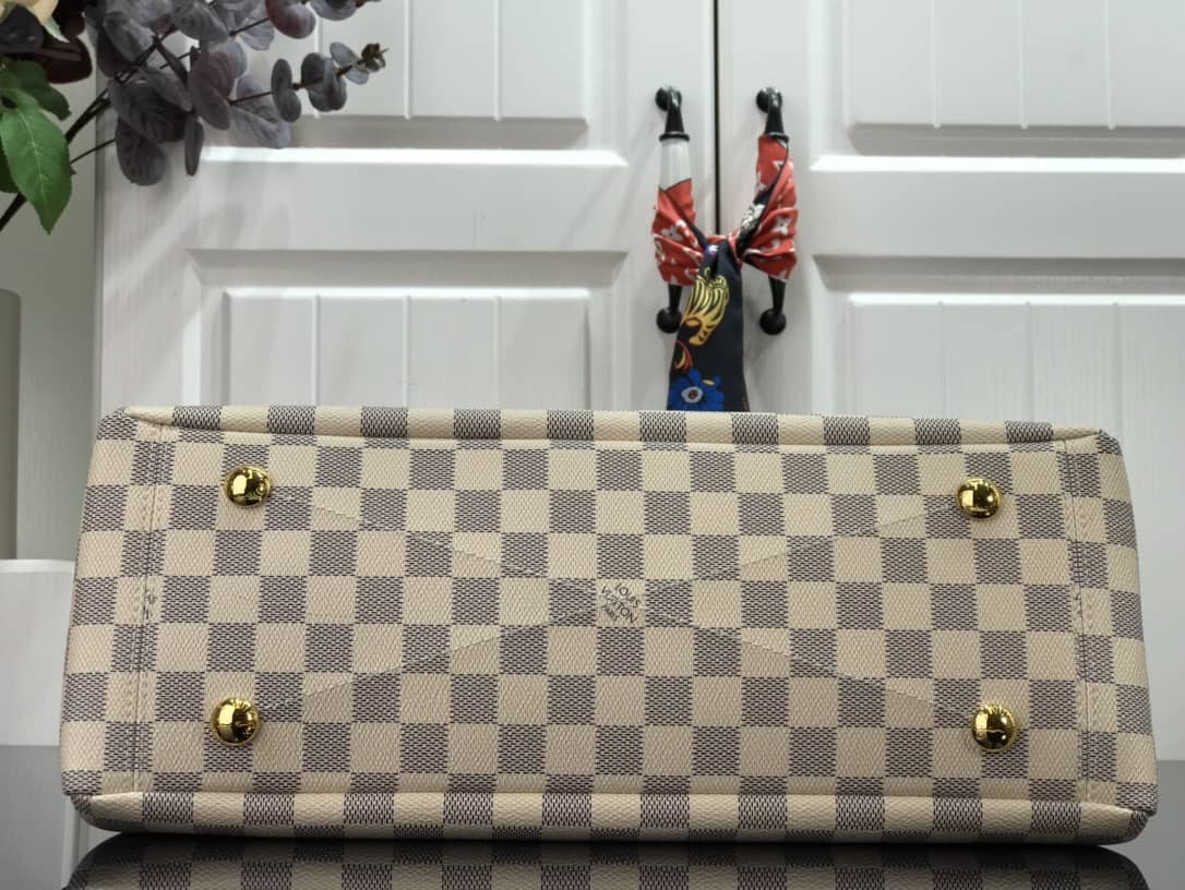 L0vis Vvtt0n Lymington Damier Azur Tote Replica Beige N40022