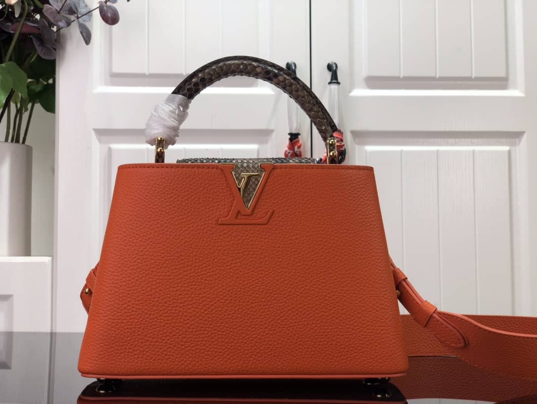 L0vis Vvtt0n Capucines Embroidery Replica Bag Orange M48865