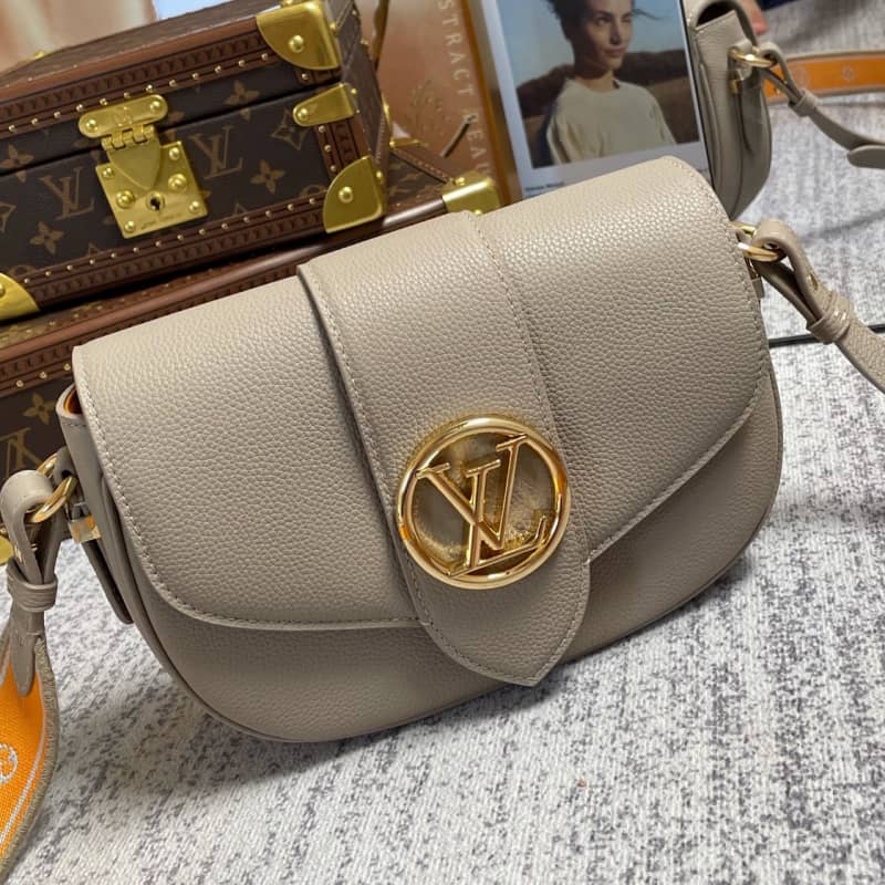 L0vis Vvtt0n Pont 9 Soft MM Grained Calfskin Leather Replica Bag Brown M58968