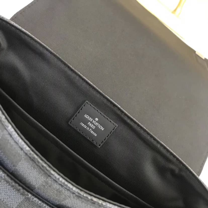 L0vis Vvtt0n District PM Replica Crossbody Bag N50005