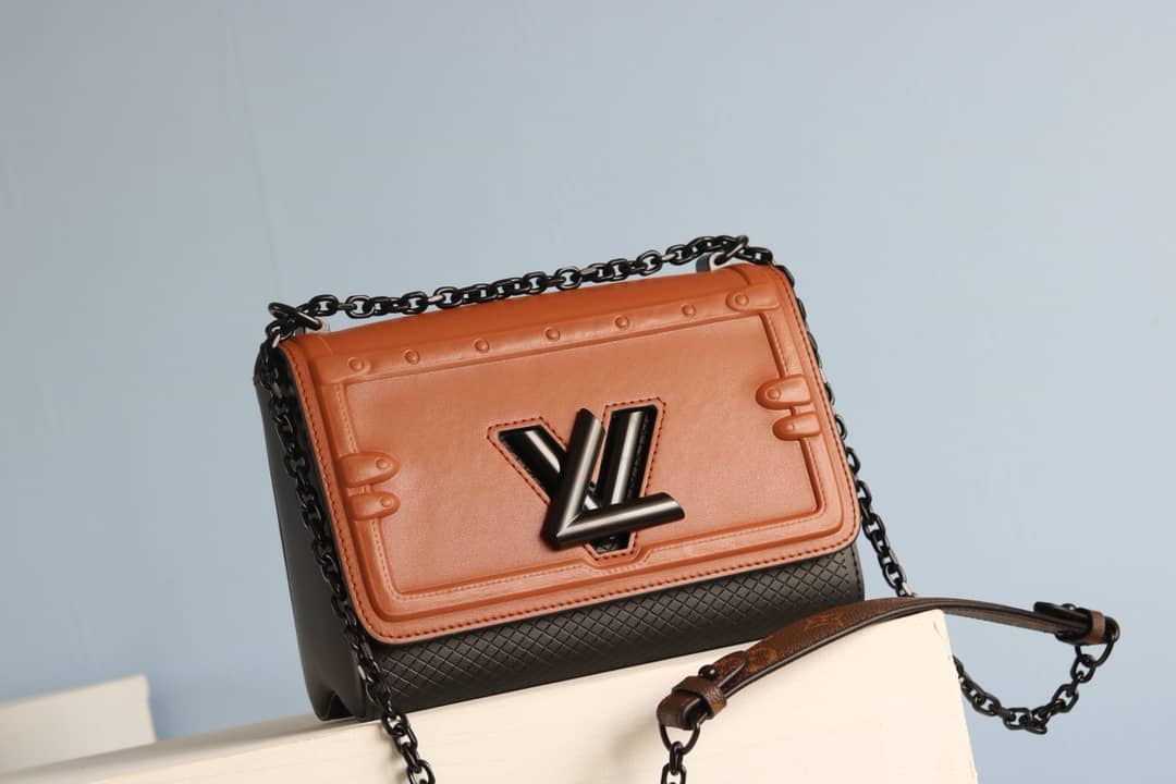 L0vis Vvtt0n Twist Epi Handbag Replica Brown M50320