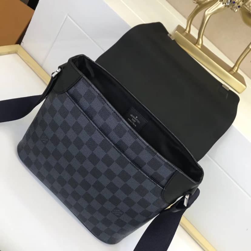 L0vis Vvtt0n District PM Replica Crossbody Bag N50005