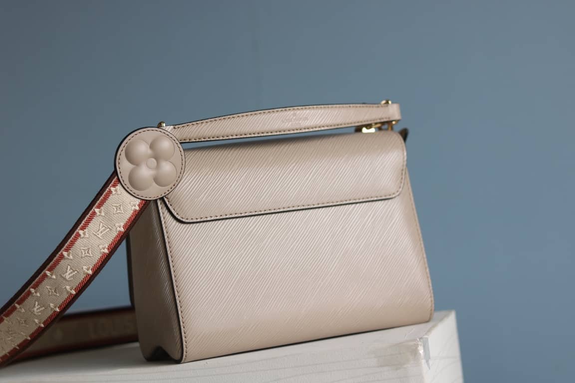 L0vis Vvtt0n Textured Epi Leather Twist Series Bag Gray