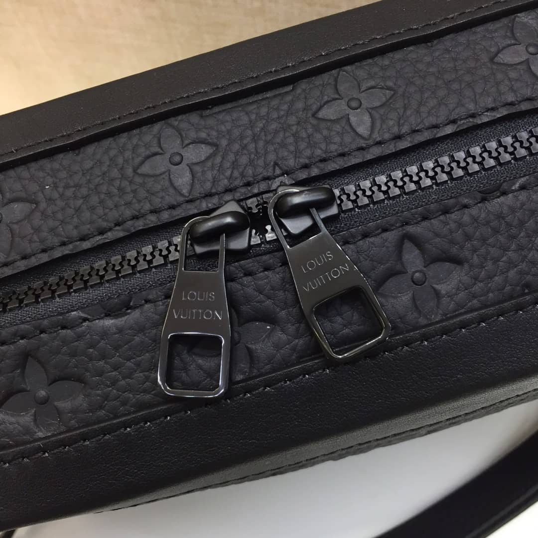 L0vis Vvtt0n Soft Trunk Monogram Replica Black M53288