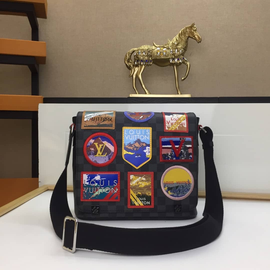 L0vis Vvtt0n Damie Grafit Alps District PM Messenger Bag Replica N40040