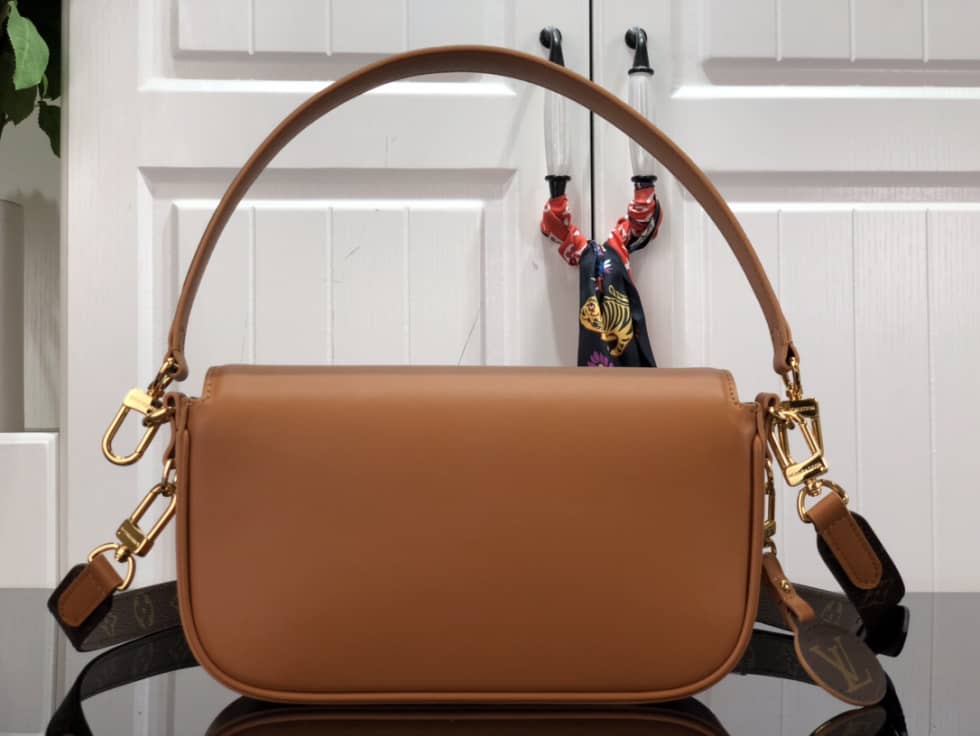 L0vis Vvtt0n Swing Handbag Brown M20393 Replica Shoulder Bag