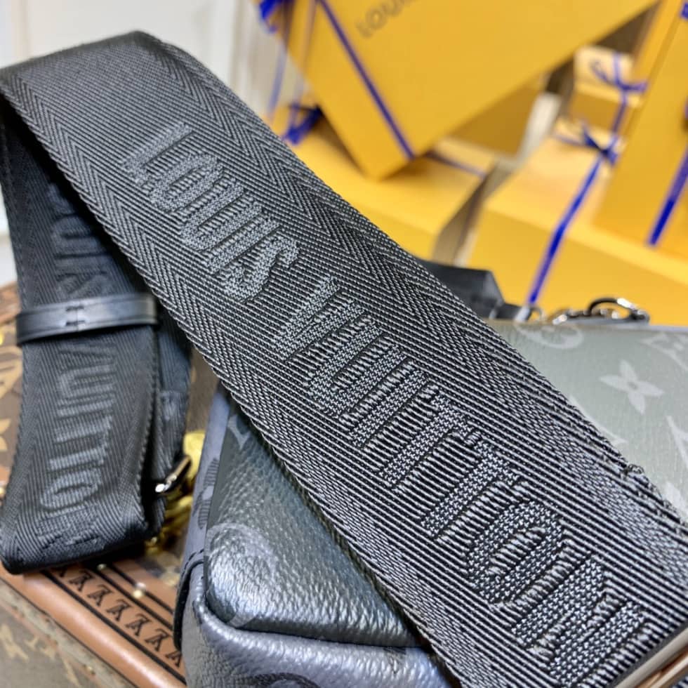 L0vis Vvtt0n x Nigo Flap Double Pouch Gery M81005 Replica Phone Bag