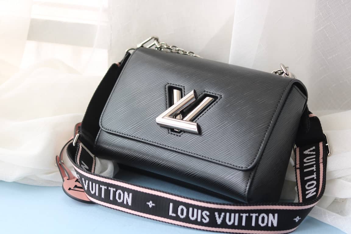 L0vis Vvtt0n Textured Epi Leather Twist Series Bag