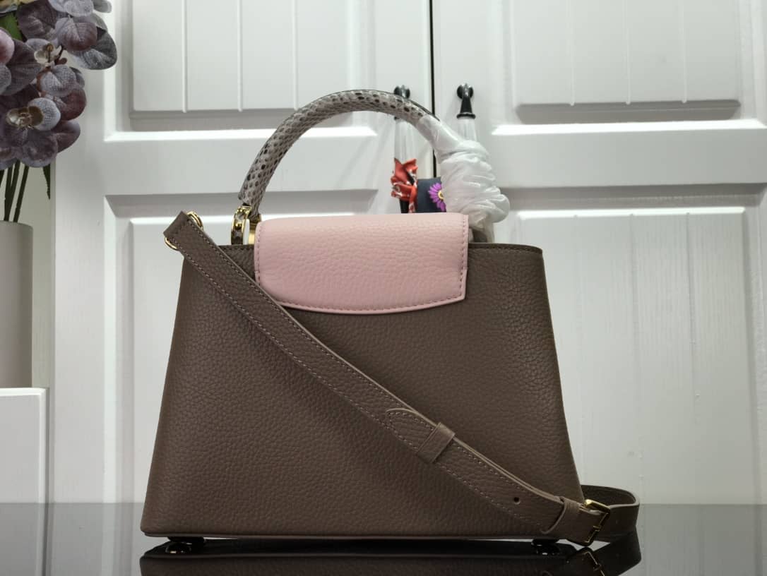 Best Replica Womens Designer Shoulder Bag(ColaReps)