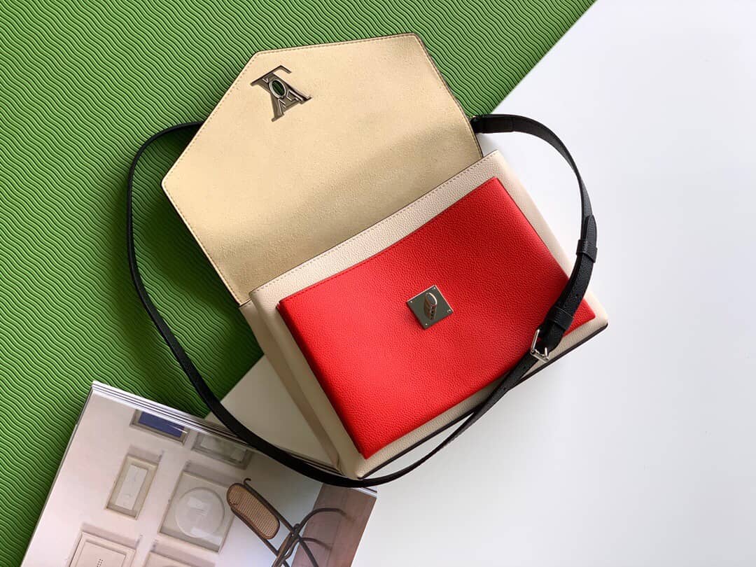 L0vis Vvtt0n Quartz Kabuki My Lockme Bag Replica M53891