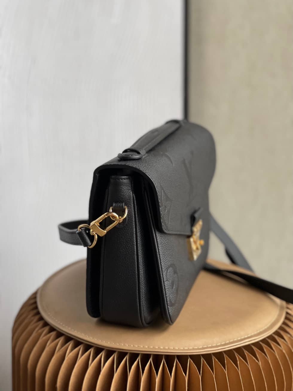 L0vis Vvtt0n Empreinte Pochette Metis Black M59211 Replica