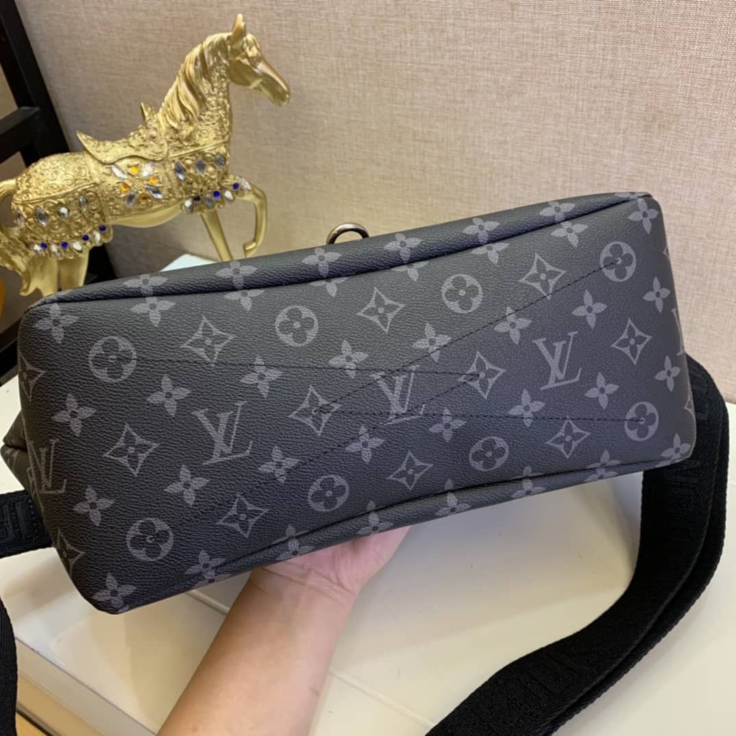 L0vis Vvtt0n Besace Zippée Monogram Canvas Bag Replica M45216