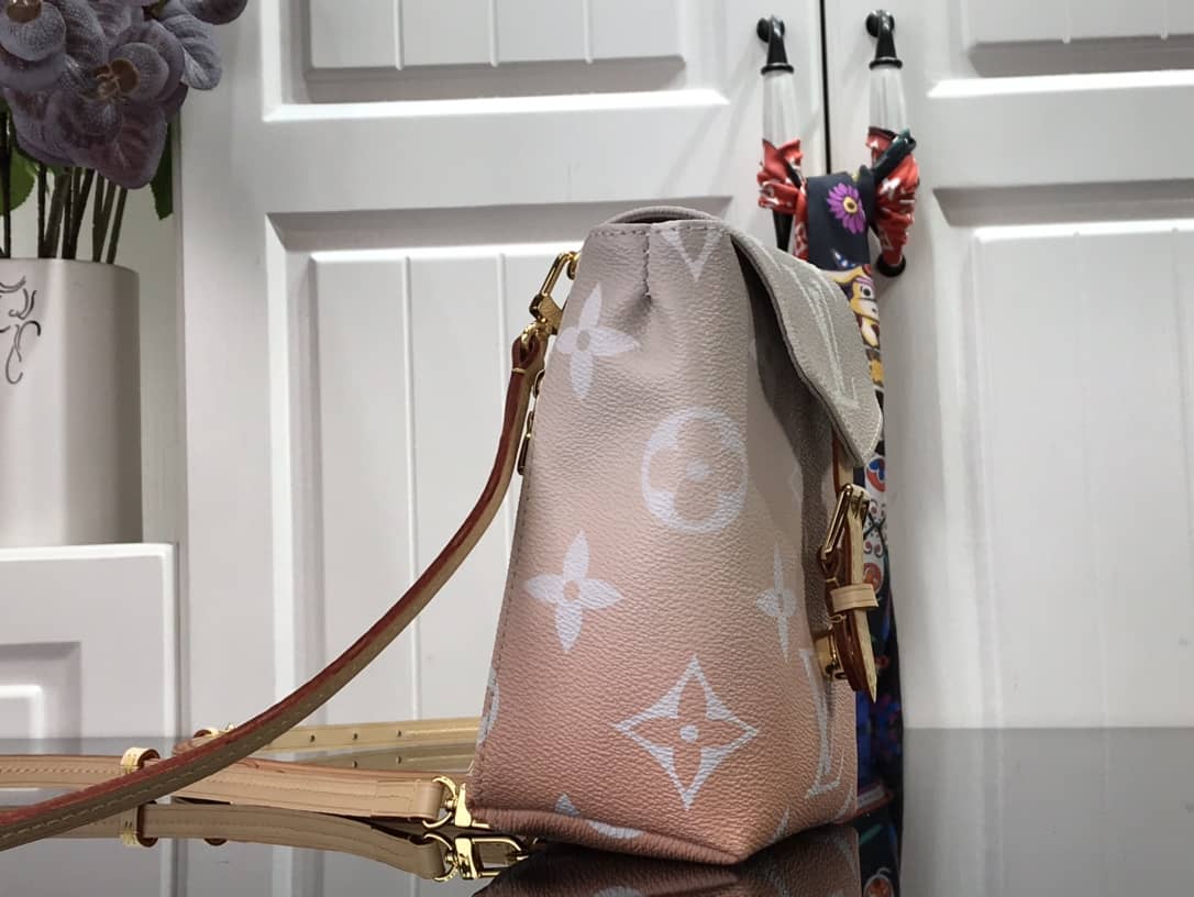L0vis Vvtt0n By The Pool Replica Backpack M45764