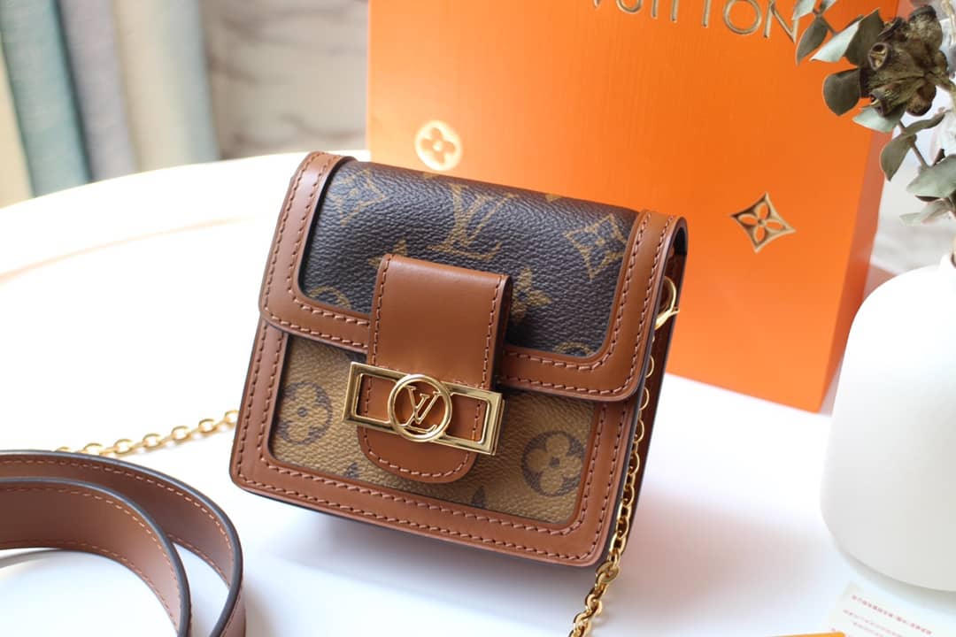 LV Bum Bag Dupe Dauphine BB Replica Bag M68621