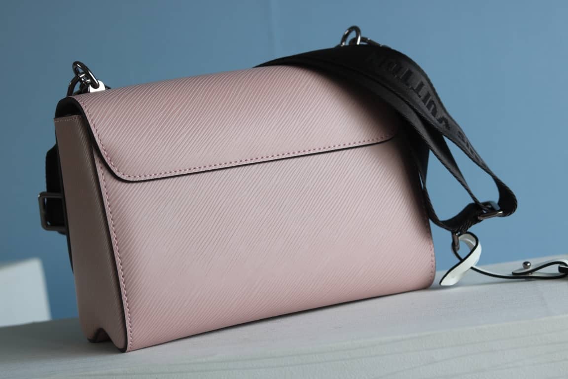L0vis Vvtt0n Textured Epi Leather Twist Series Bag