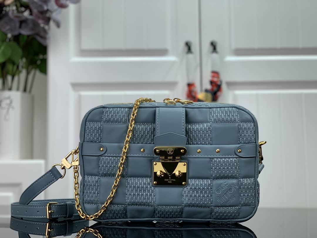 L0vis Vvtt0n Damier Quilt Lambskin Troca MM H27 Replica Bag Blue M59114
