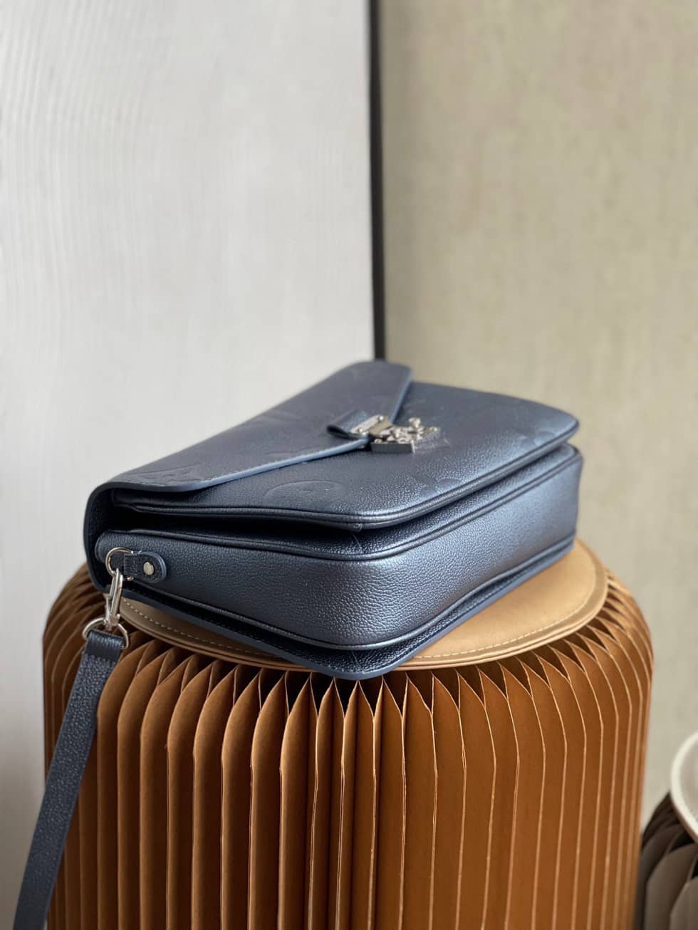 L0vis Vvtt0n Empreinte Pochette Metis Black M59211 Replica