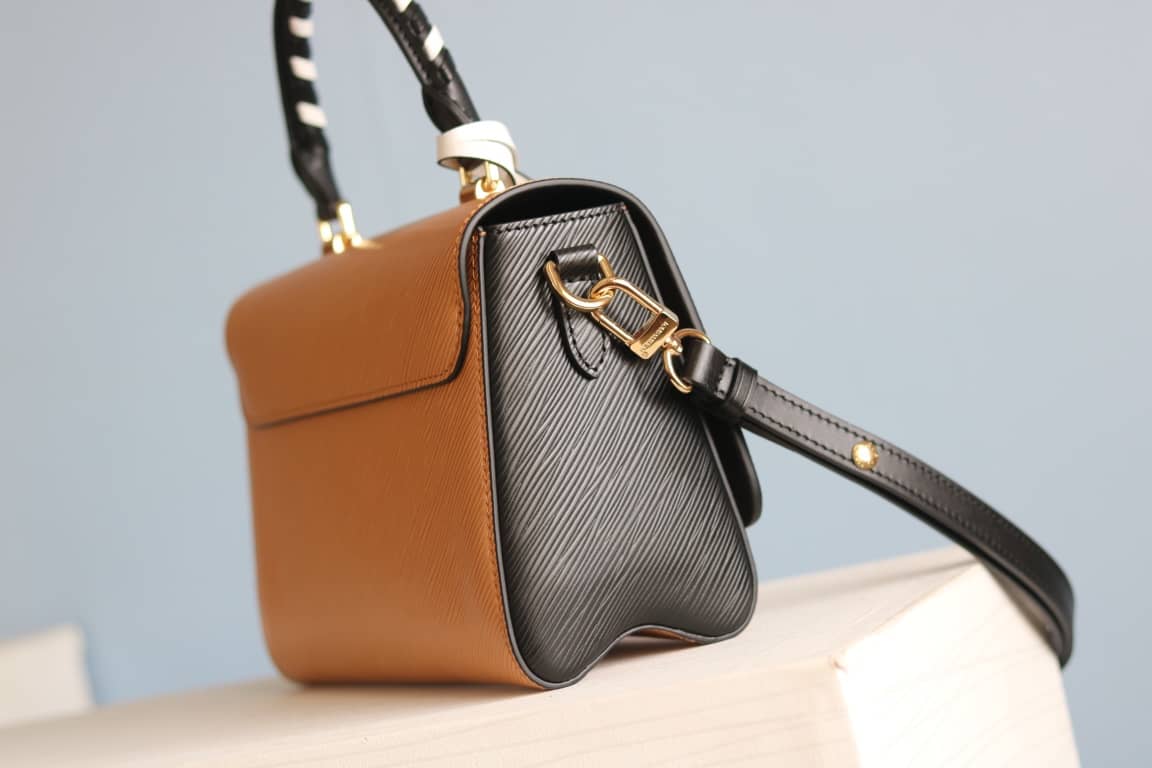 L0vis Vvtt0n Textured Epi Leather Twist Series Bag Brown