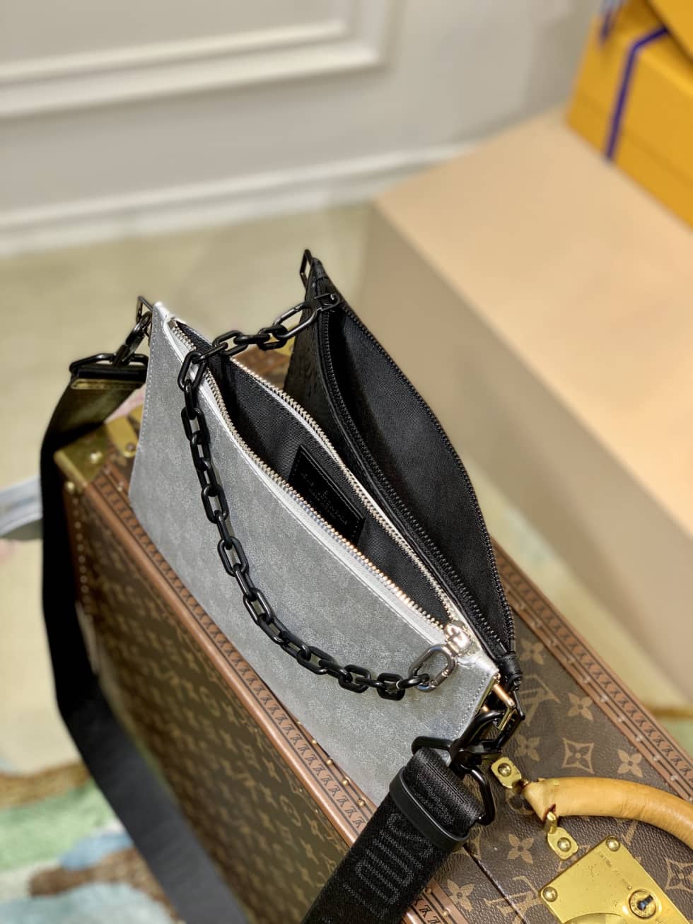 L0vis Vvtt0n Trio Pouch Glitter Silver M59682 Replica