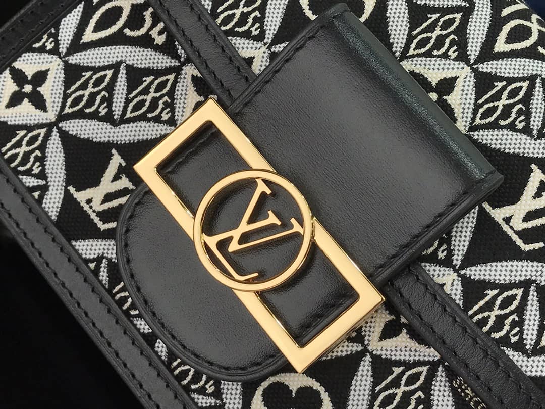L0vis Vvtt0n Dauphine Mini Monogram Replica Crossbody Bag Black M44580