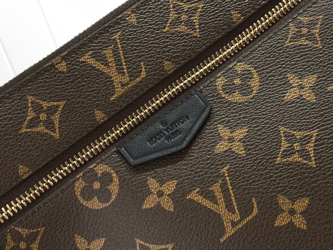 L0vis Vvtt0n Monogram Eclipse Canvas Replica Pouch Brown M60417