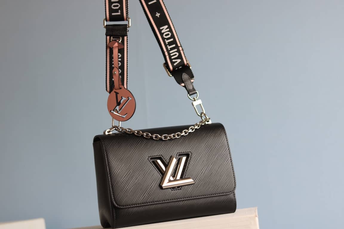 L0vis Vvtt0n Textured Epi Leather Twist Series Bag