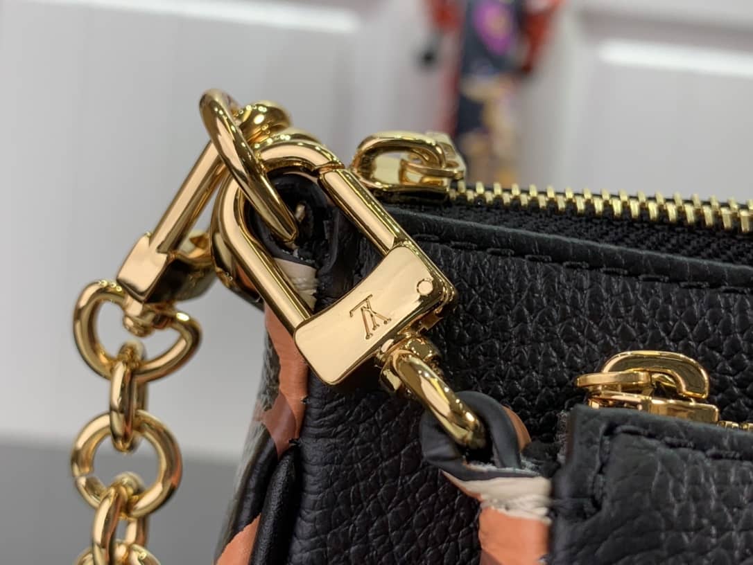 L0vis Vvtt0n Pochette Monogram Empreinte Cowhide Leather Replica Crossbody Bag Black M45777