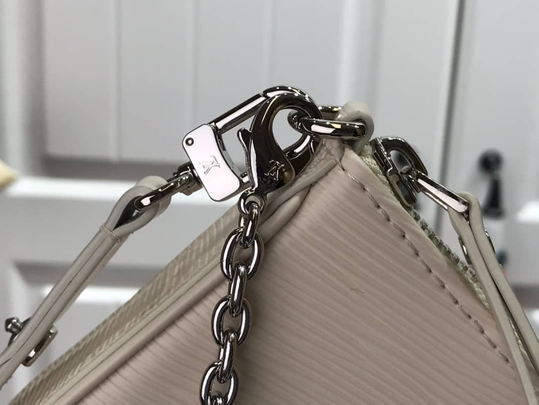 L0vis Vvtt0n Epi Easy Pouch On Strap Replica Bag Beige M80471