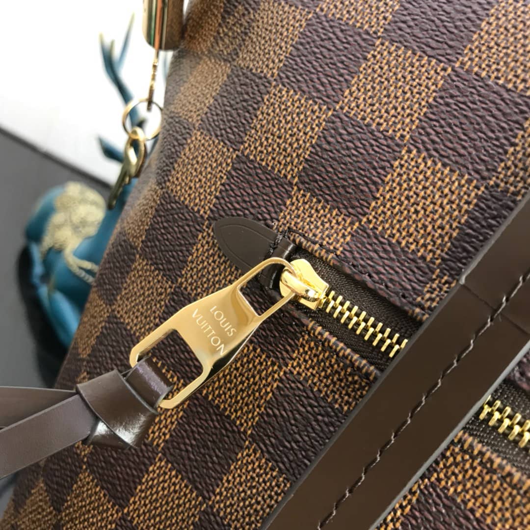 L0vis Vvtt0n Damier Ebene Jena MM Semi Tote Replica Red M42267