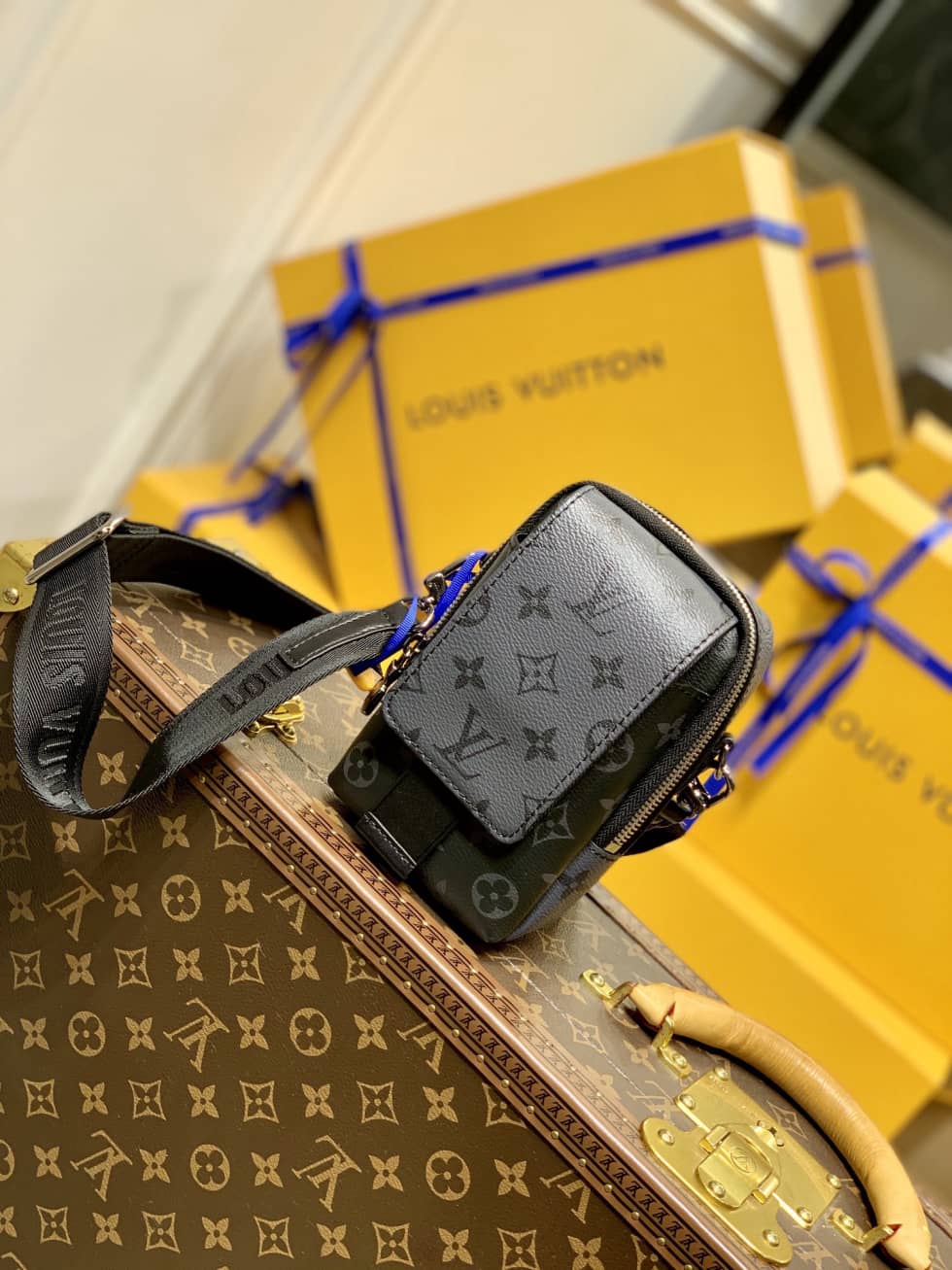 L0vis Vvtt0n x Nigo Flap Double Pouch Gery M81005 Replica Phone Bag