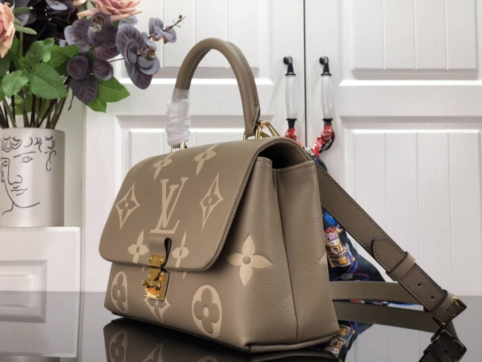 L0vis Vvtt0n Madeleine MM M46041 Replica Shoulder Bag
