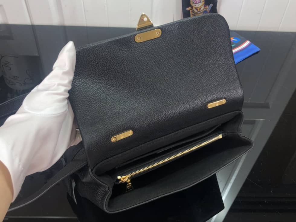 L0vis Vvtt0n Madeleine BB Monogram Black M46008 Replica Shoulder Bag