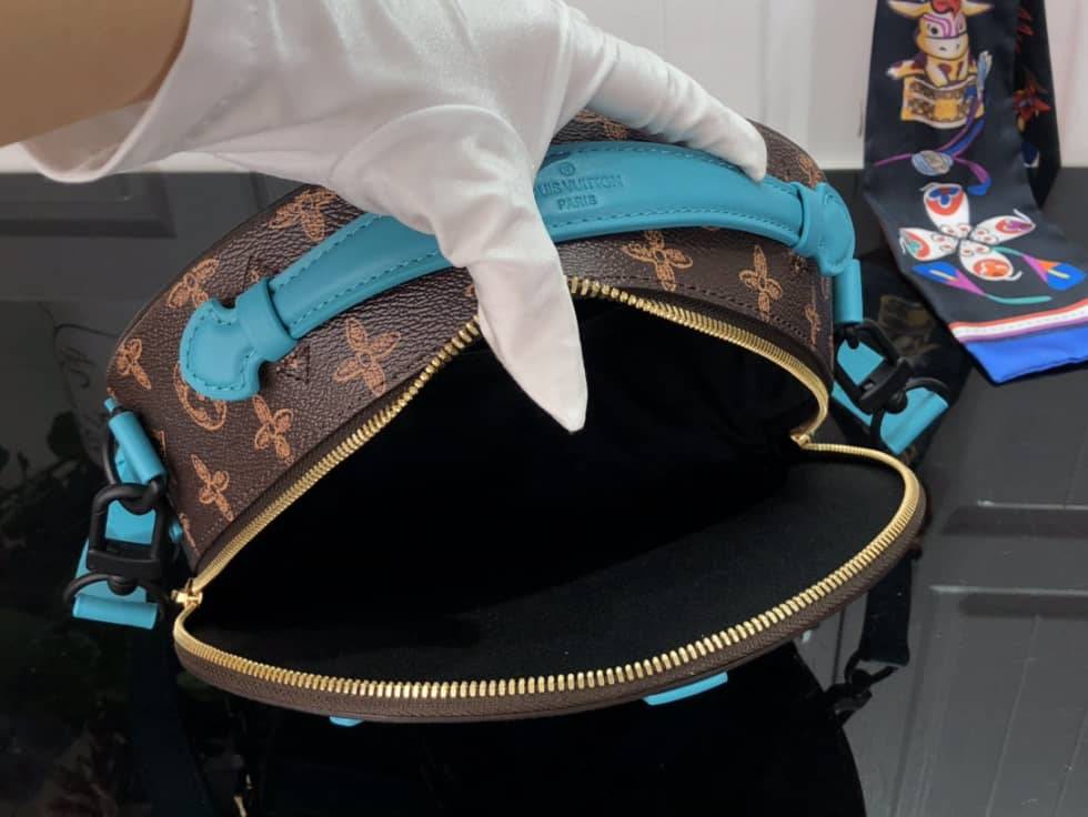 L0vis Vvtt0n Wheel Box Monogram Blue M59706 Replica Crossbody Bag