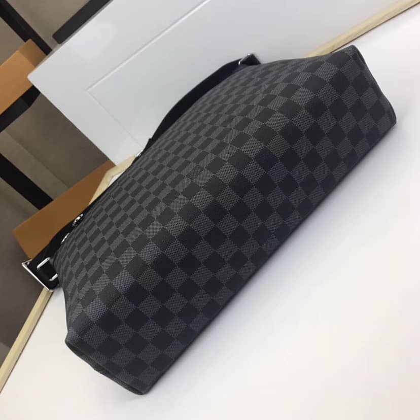 L0vis Vvtt0n Mick MM Cross Body Bag Replica N40004
