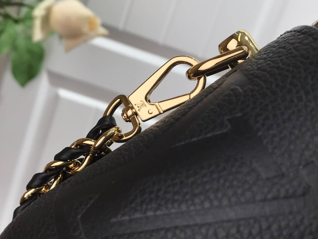 L0vis Vvtt0n Vanity PM Monogram Empreinte Leather Crossbody Bag Replica M45598