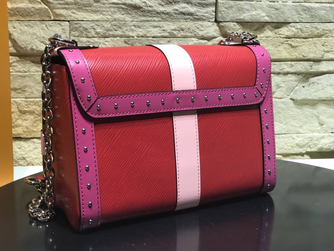 L0vis Vvtt0n Twist MM Bag Red M50296 Replica