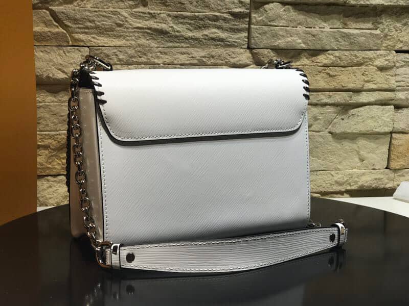 L0vis Vvtt0n Knockoff Twist MM Chain Shoulder Bag Sale