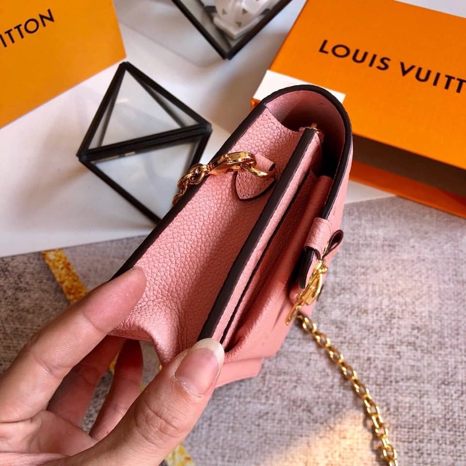 L0vis Vvtt0n Monogram Empreinte Vavin Chain Long Wallet Replica Pink M67839