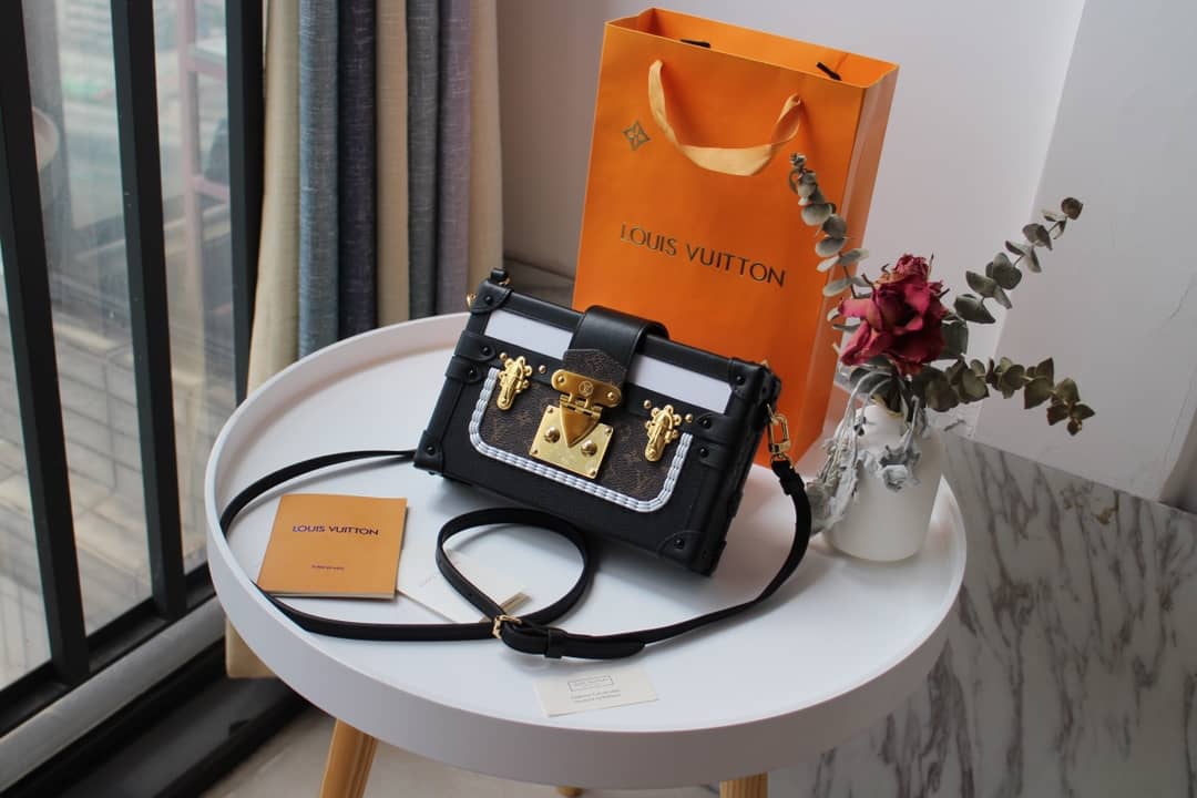 L0vis Vvtt0n Monogram Canvas Petite Malle Replica Handbag M55436