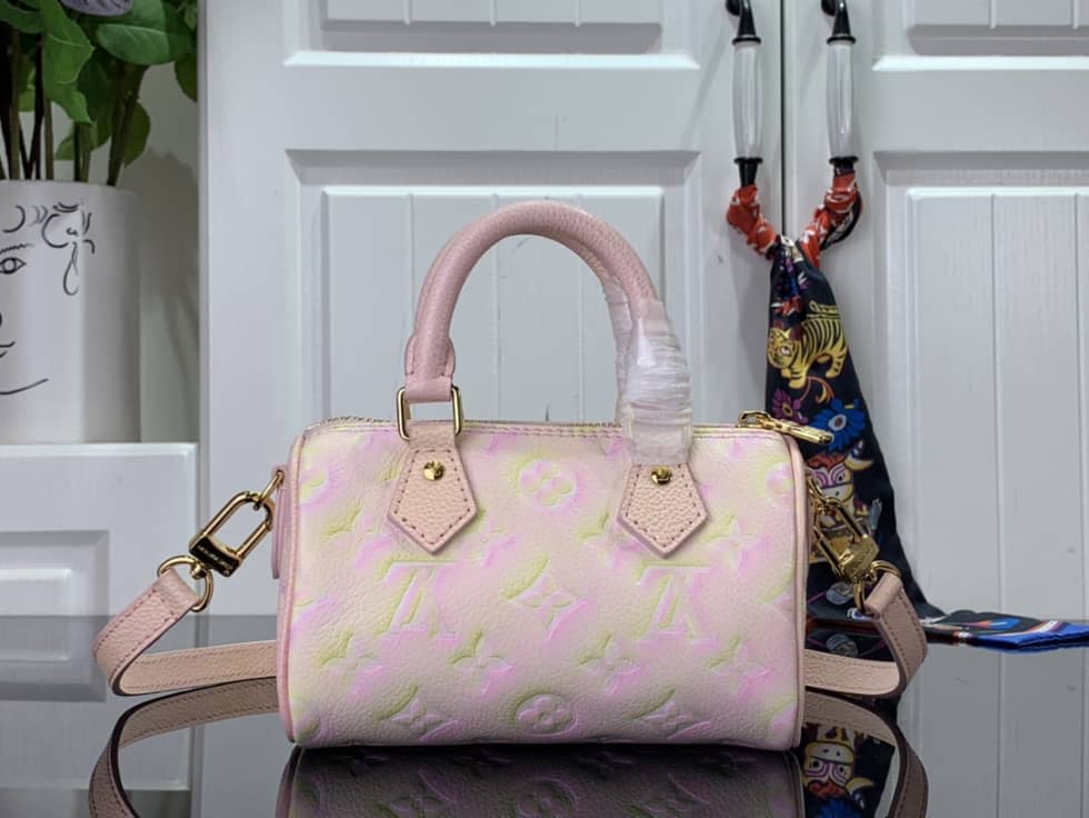 L0vis Vvtt0n Nano Speedy Pink M81508 Replica Shoulder Bag