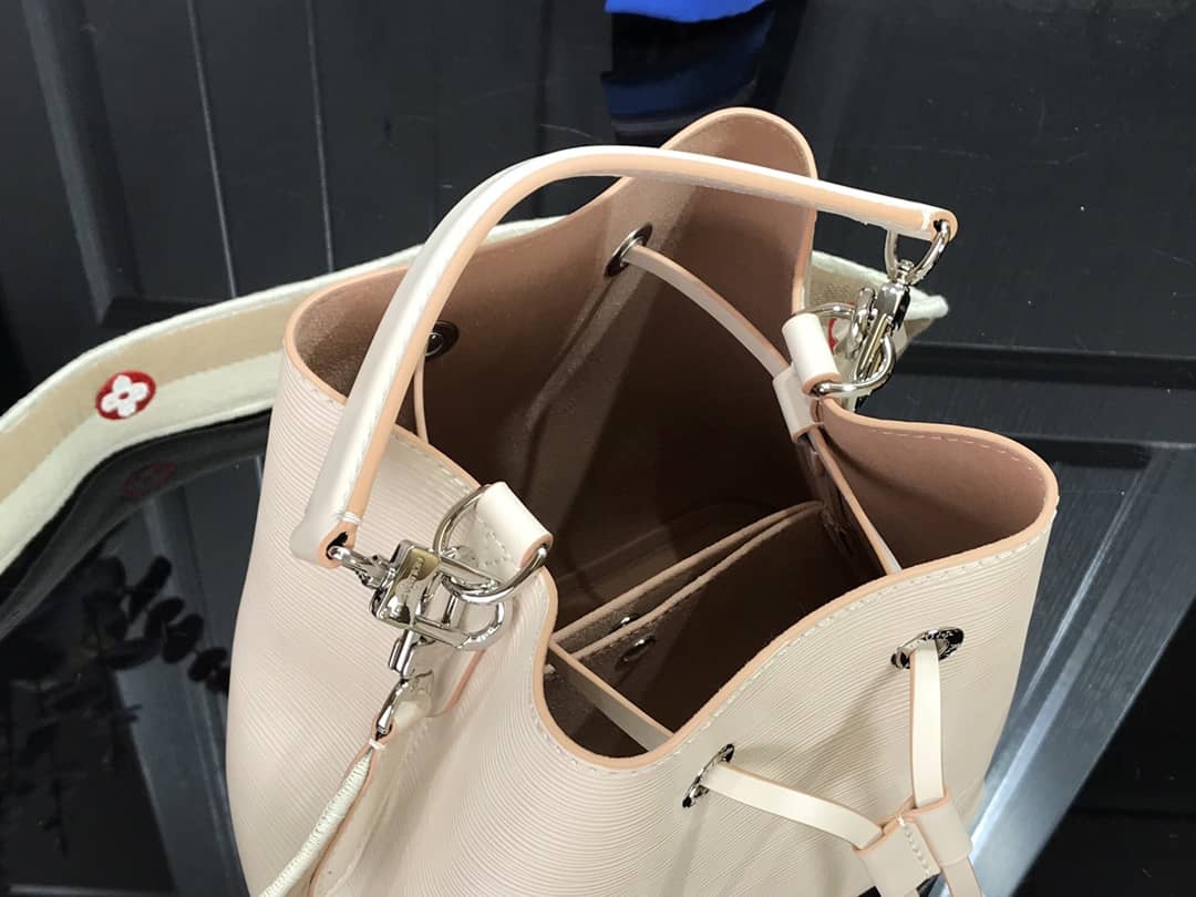 L0vis Vvtt0n Neonoe BB Replica Bucket Bag Apricot M57693