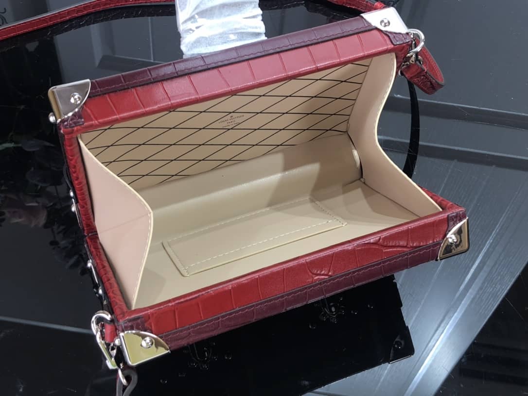 L0vis Vvtt0n Petite Malle Replica Bag Red N94030