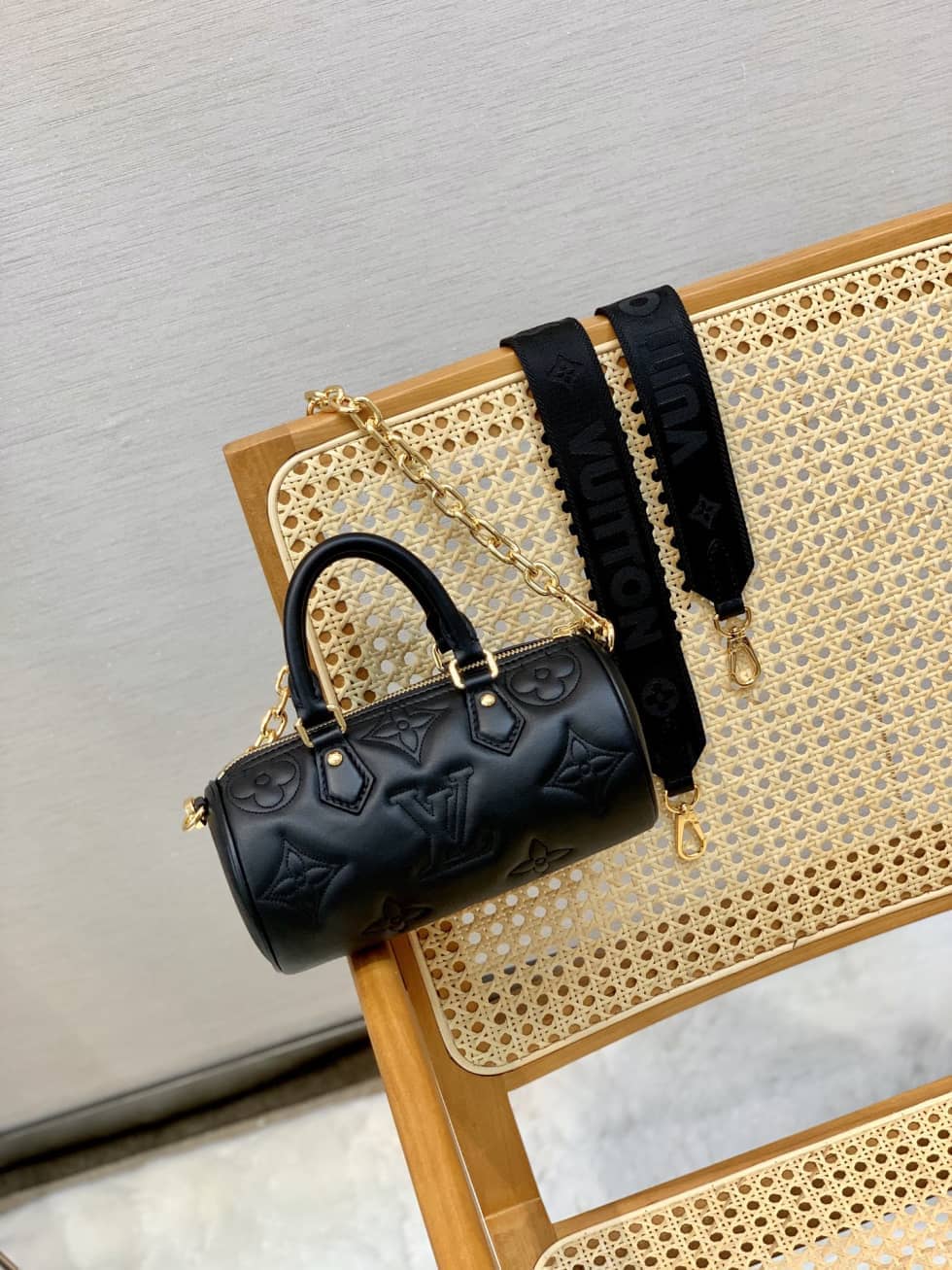 L0vis Vvtt0n Papillon BB Black M59800 Replica Shoulder Bag