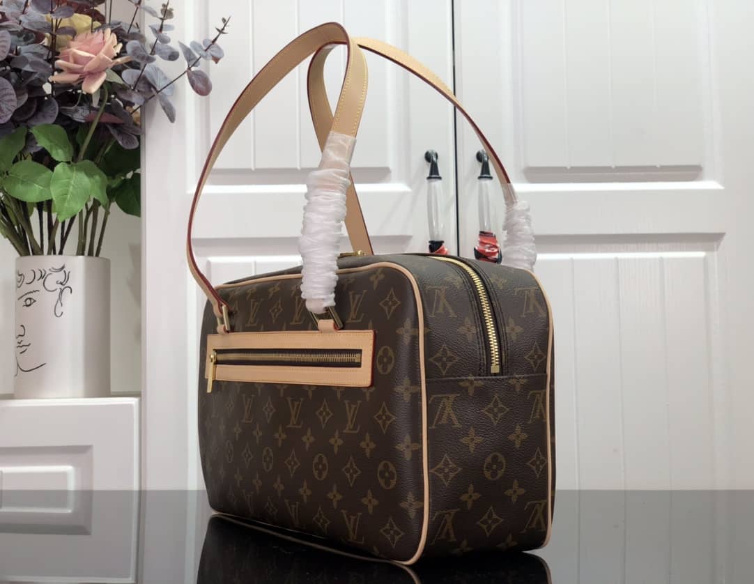 L0vis Vvtt0n Cite MM Monogram Canvas Replica Shoulder Bag M51181