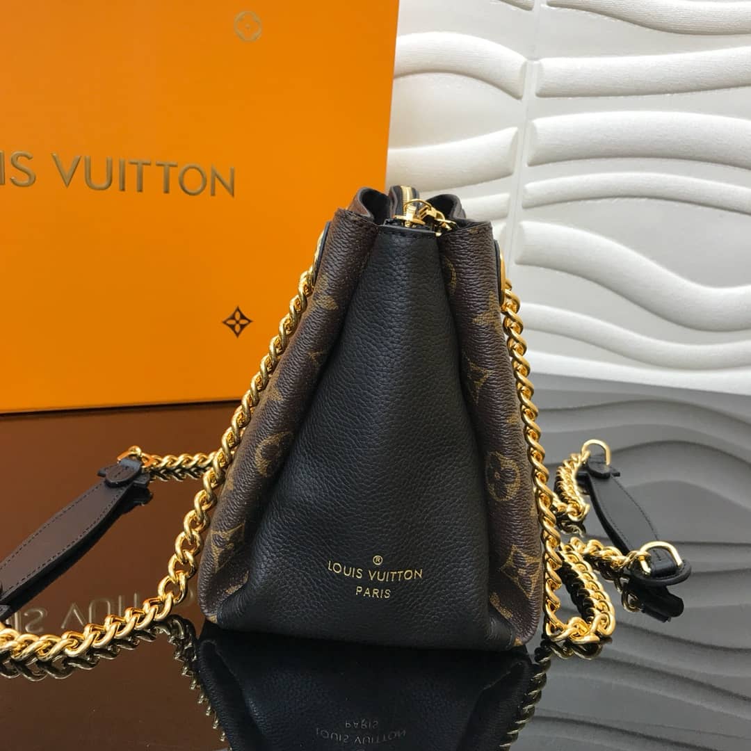 L0vis Vvtt0n Surene BB Chain Shoulder Bag Replica Black M43775